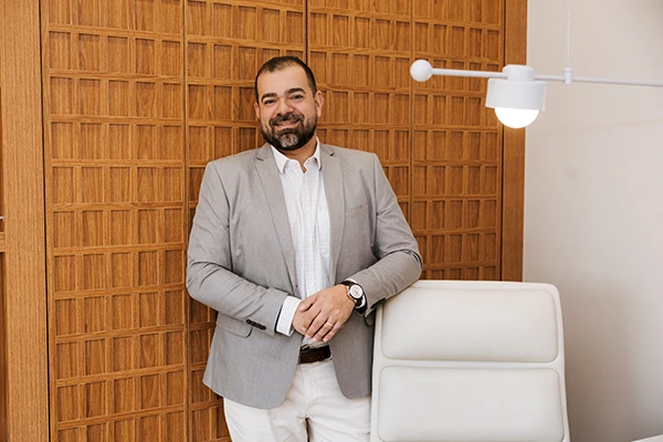 Dr. Robson Tardin